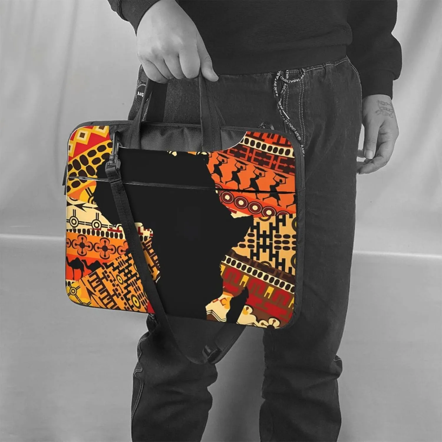 African Map Ethnic Pattern Ultra-thin portable shoulder laptop bag Stylish and Protective Shockproof soft lining
