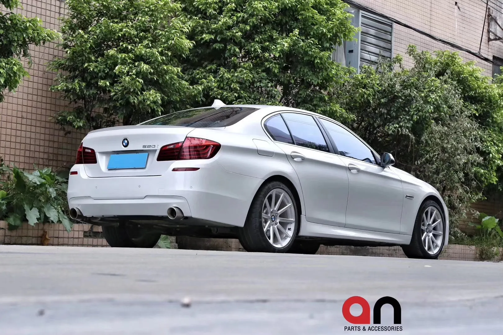 BMW 5-Series F10 LCI 2014  M-TECH Style Body Kit