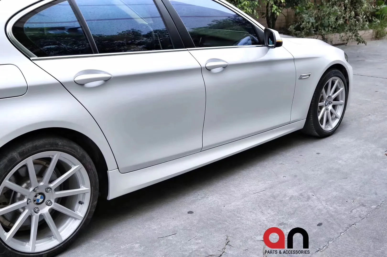 BMW 5-Series F10 LCI 2014  M-TECH Style Body Kit
