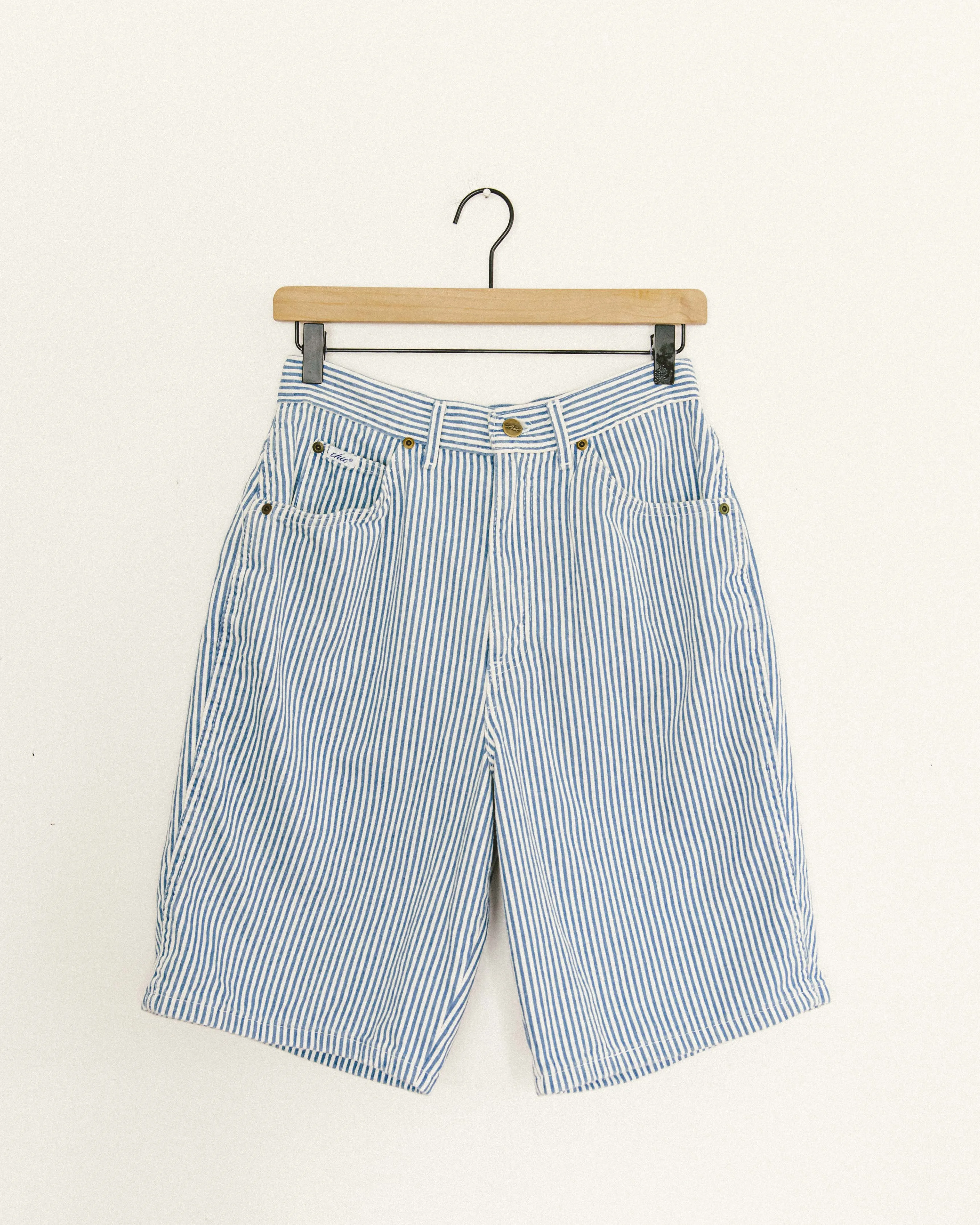Chic Shorts