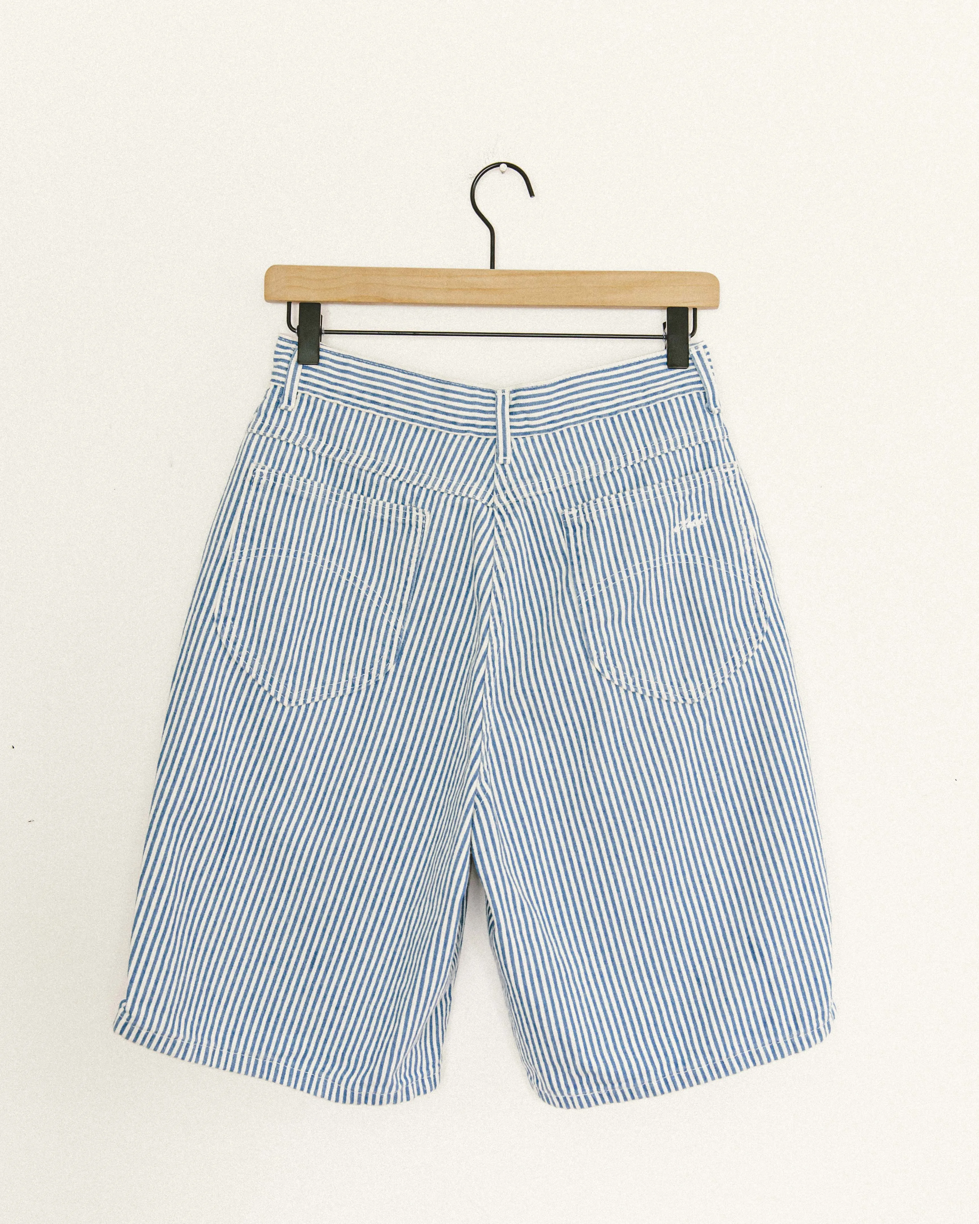 Chic Shorts