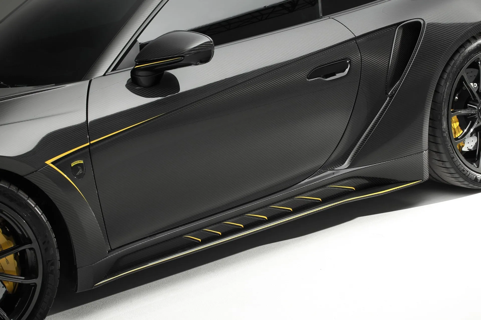 Dry Carbon Fiber Full Body Kit for Porsche 911 992 Turbo 2021 