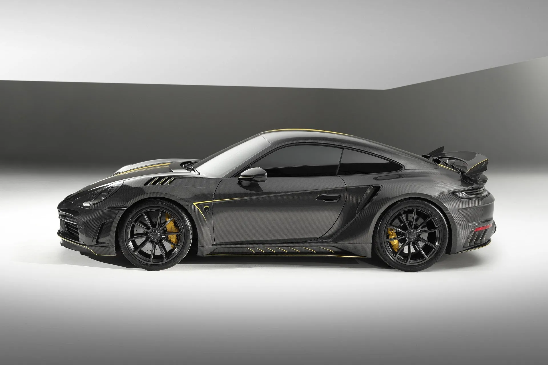 Dry Carbon Fiber Full Body Kit for Porsche 911 992 Turbo 2021 