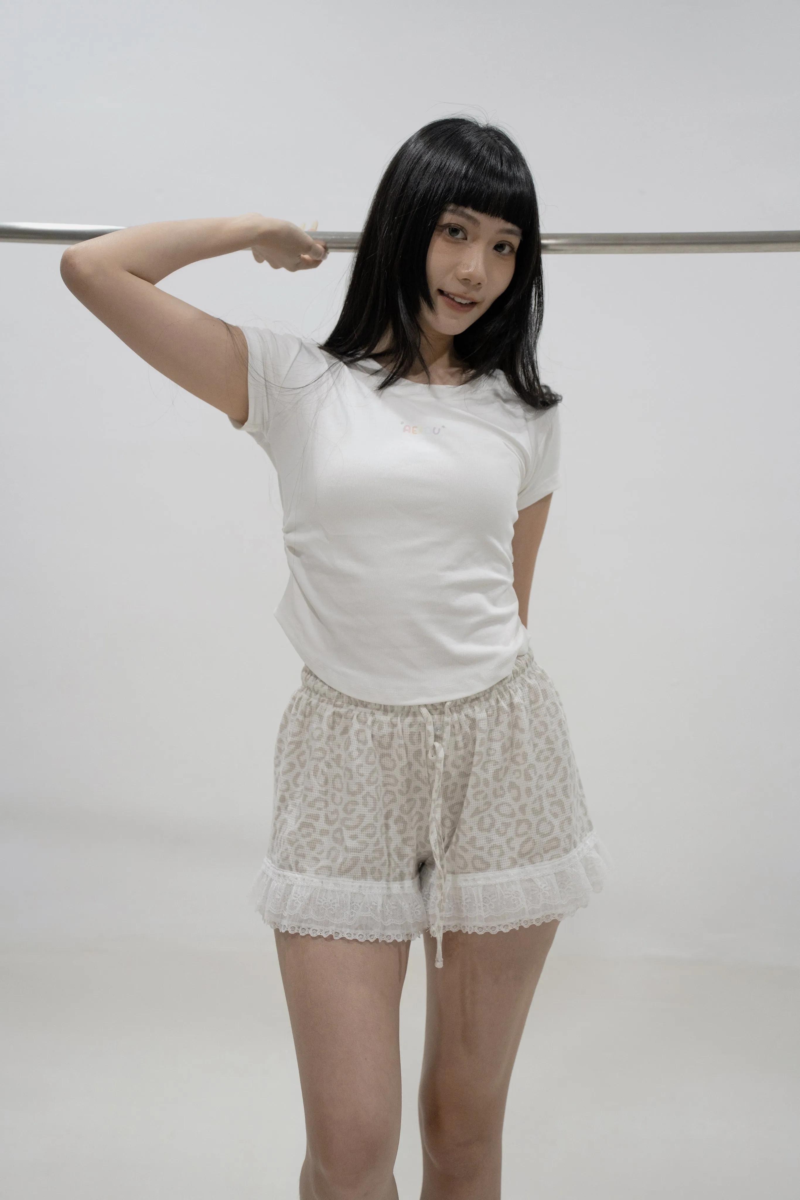 [EM] AEIOU Lace Shorts Collection BEIGE