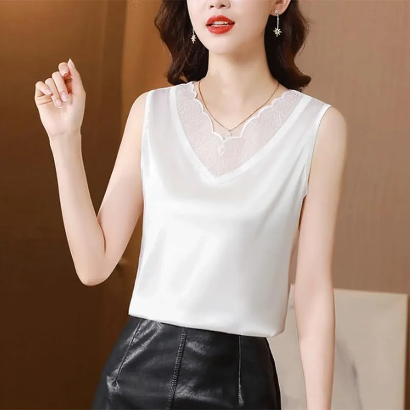 Fashionable Outerwear Lace Camisole Women's Large Size Slim Sleeveless Base Shirt Inner V-Neck Top(OneColor,L)
