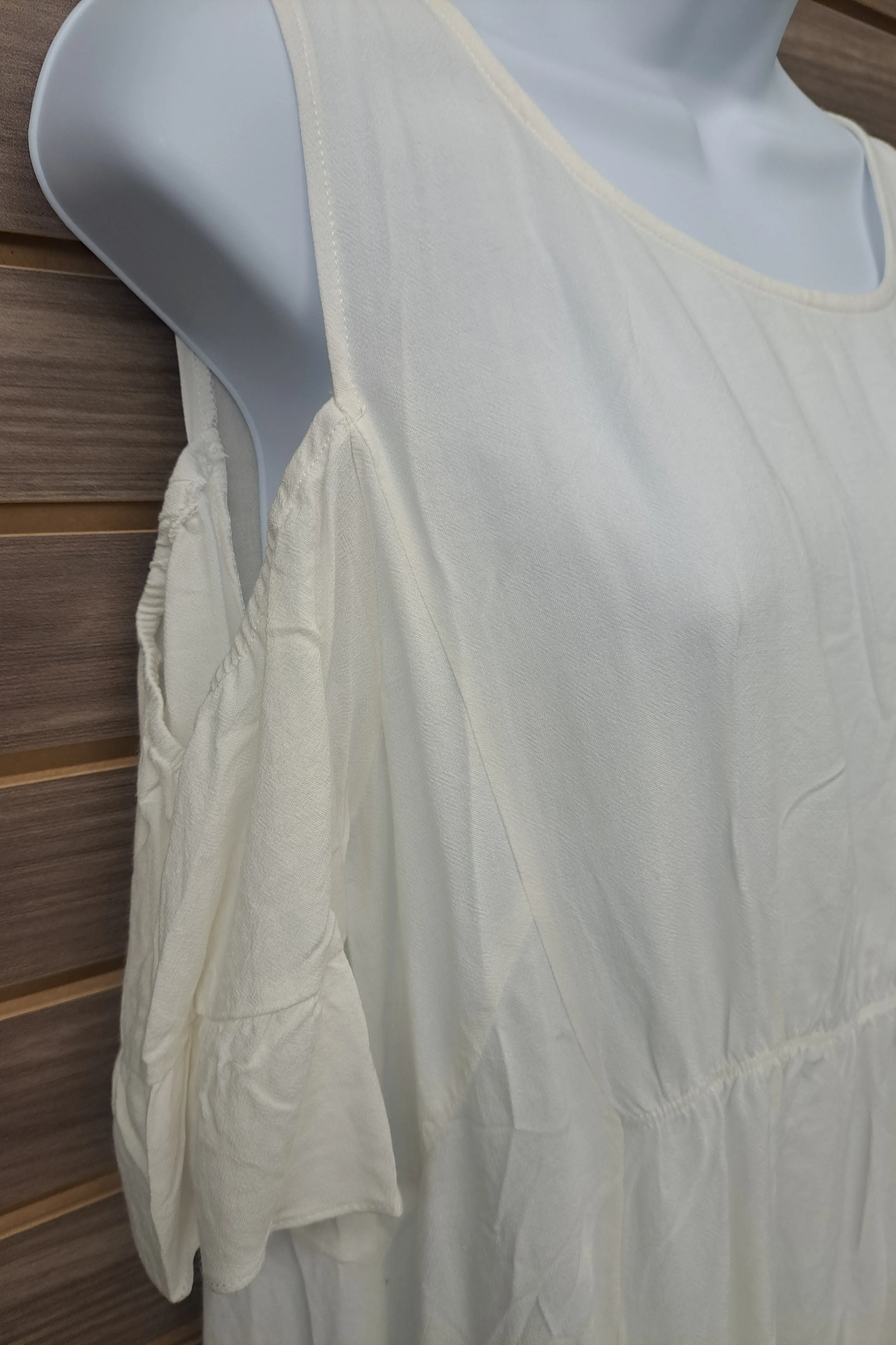Flowy linen cold shoulder pull over blouse