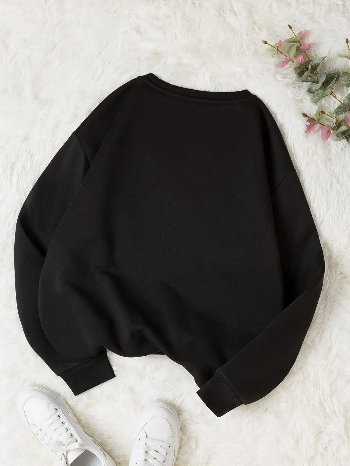WDIRARA Women's Letter Graphic Print Round Neck Long Sleeve Casual Pullover Sweatshirt Tops