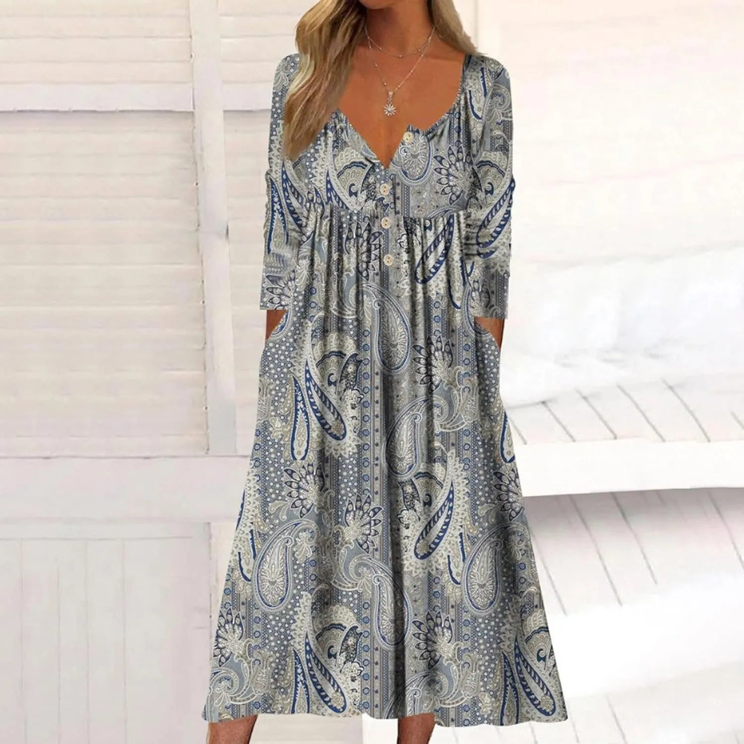 Women's Summer Maxi Dress 2025 Casual Short Sleeve Crewneck Flowy Swing Pleated Long Beach Dresses with Pockets